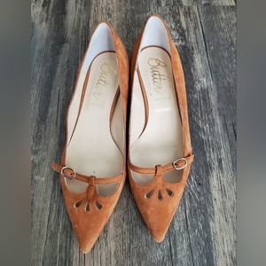 Butter Italy Tan Camel Brown Suede Kitten Heel size 6.5